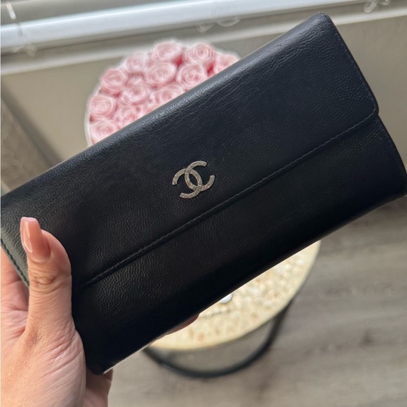 Authentic Chanel Long Wallet On Chain Caviar Leather - Picture 9 of 11